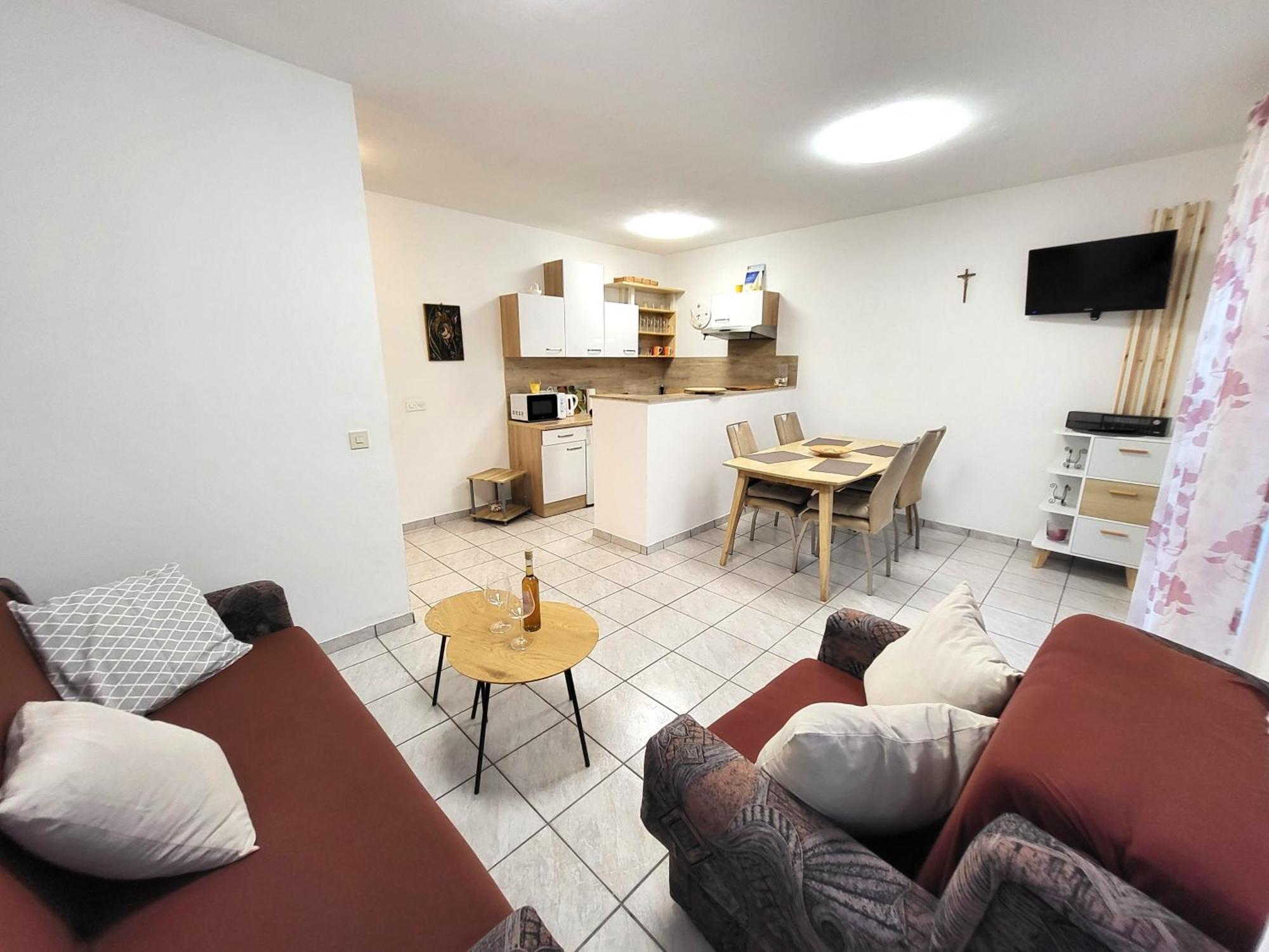 Apartments Pitve 젤사 외부 사진